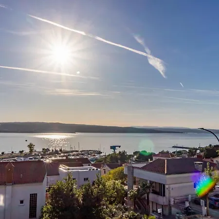 Διαμέρισμα In With House Sea View *